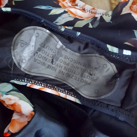 🌙NWT Cupshe Bathing Suit - Picture 8 of 13